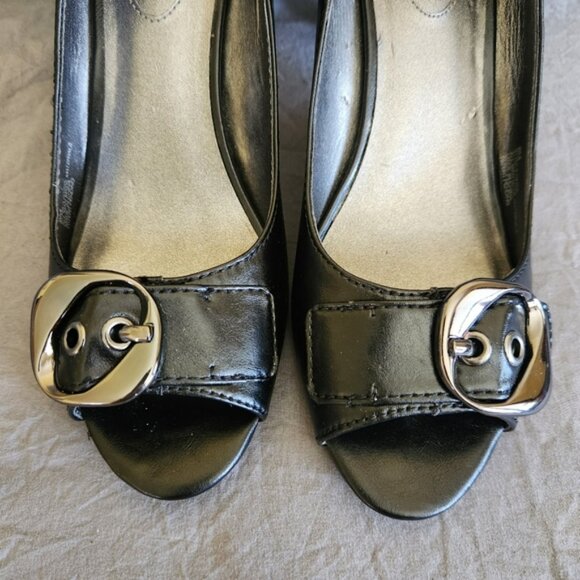 Nickels Black Peep Toe Heels US 8 New in Box - Picture 4 of 11